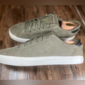 Adidas Men’s Shoes size 11